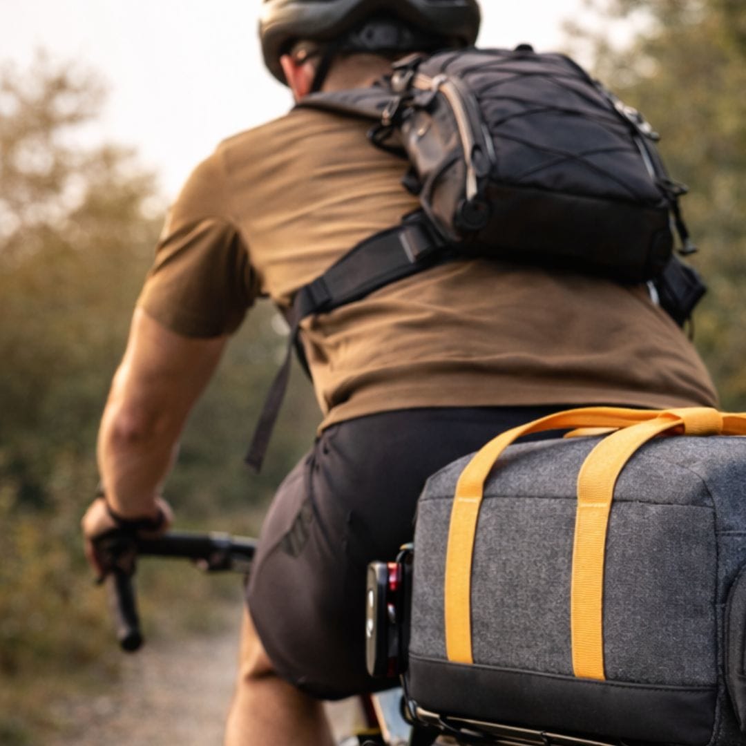 Sacoche de vélo gravel à poser sur porte bagage | 8,3L